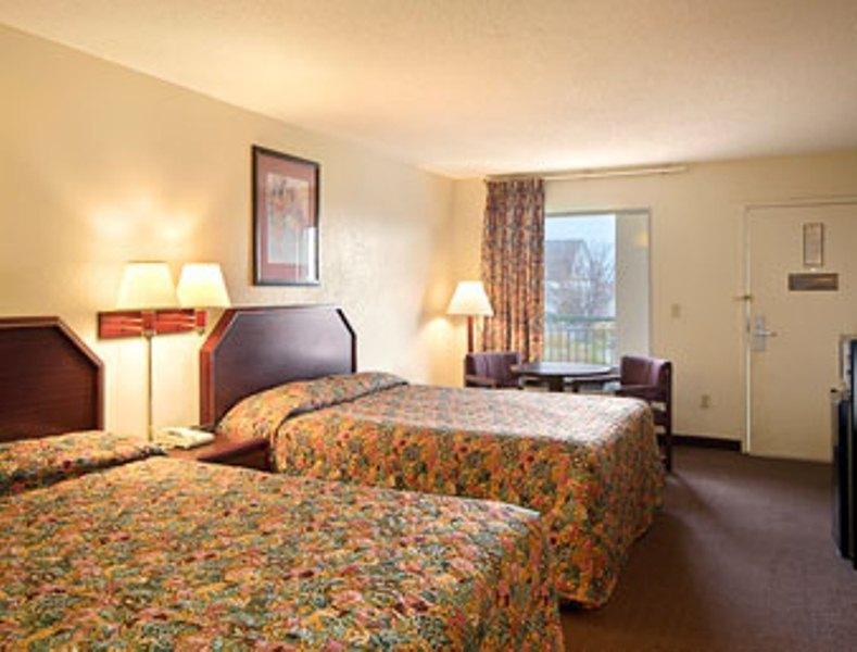 Super 8 Hotel Stafford Room photo